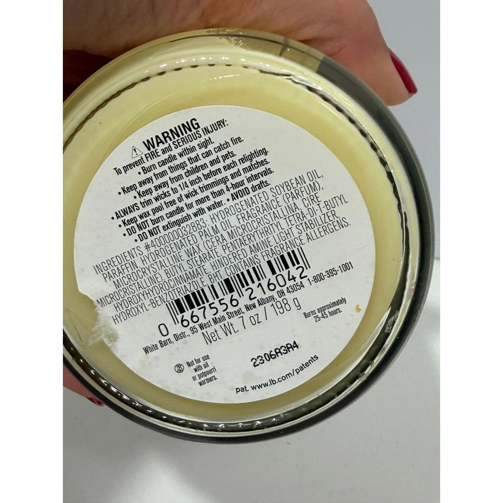 White Barn‎ Sugared Lemon Zest Scented Candle 7 oz Single Wick Glass Jar New - Picture 3 of 4